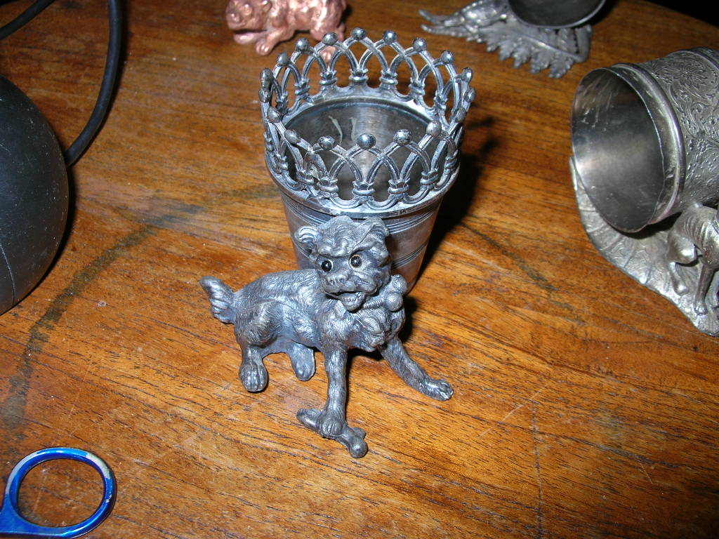 Antique String Holder Face